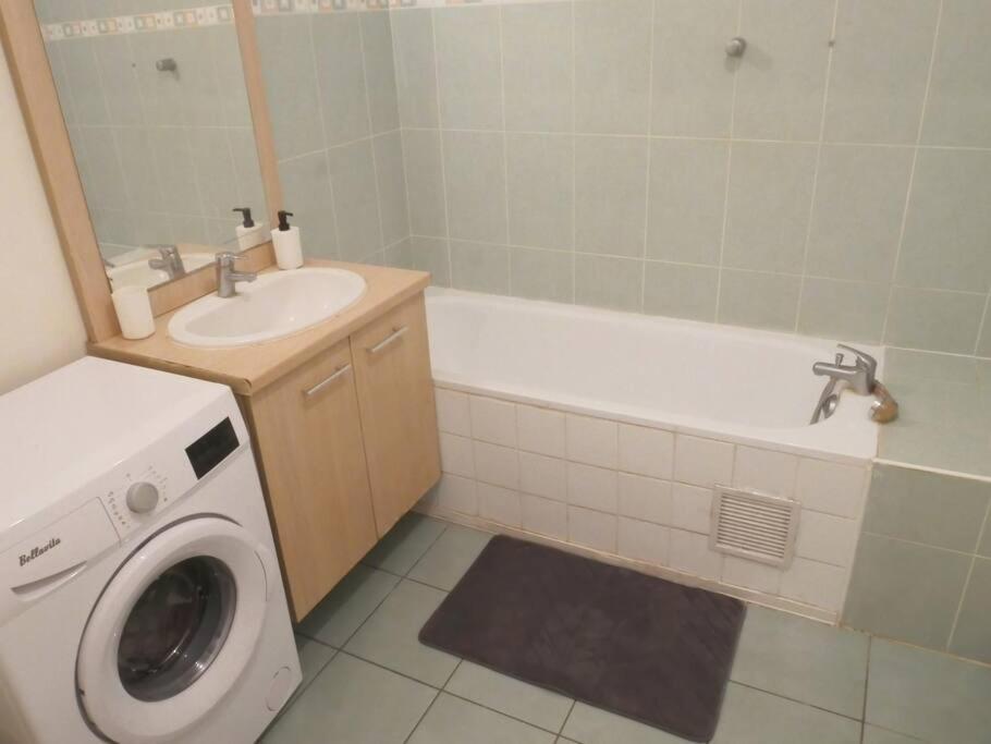 Drancy : 4 Pieces En Centre Ville + Parking Екстериор снимка
